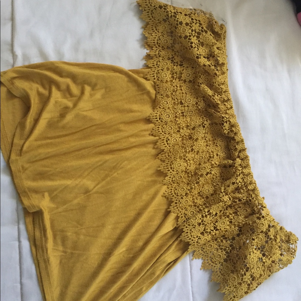 Yellow mustard over the shoulder top